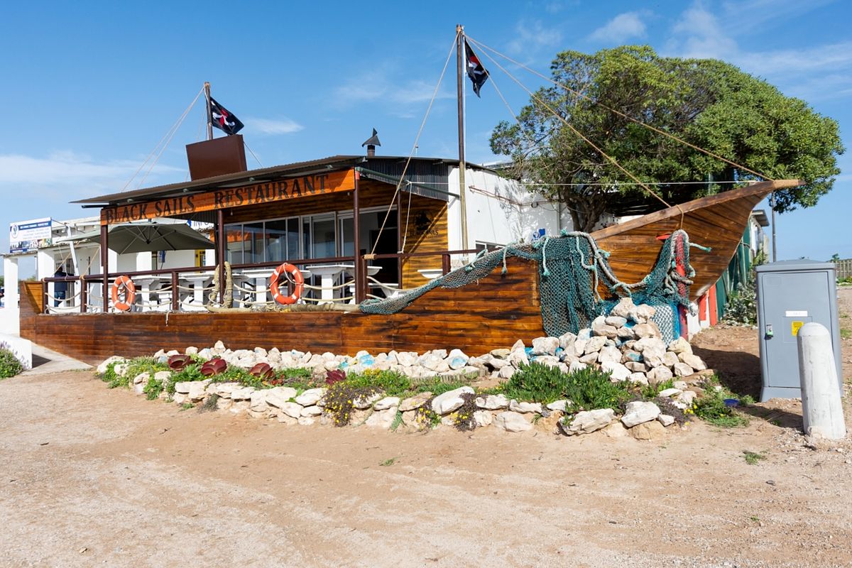 Distinctive 100-Seater Restaurant for Sale in Central Paternoster - Photo 3