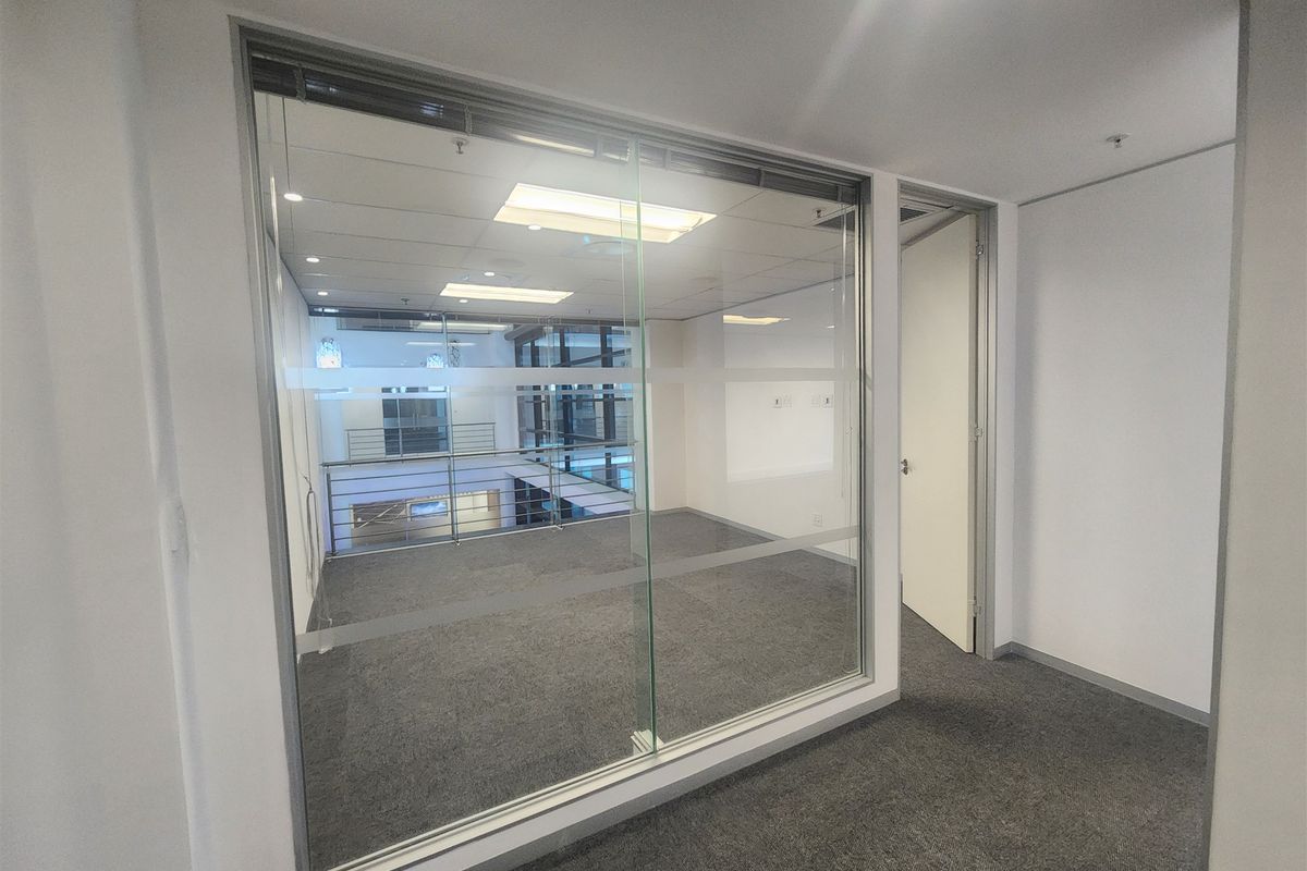 209m2 offices to let in Morningside, Sandton - Photo 4