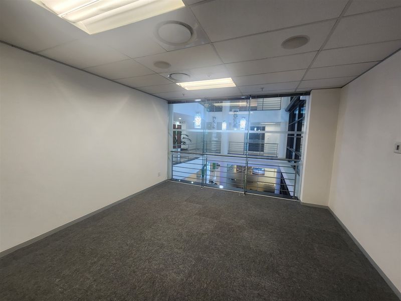 209m2 offices to let in Morningside, Sandton - Photo 5
