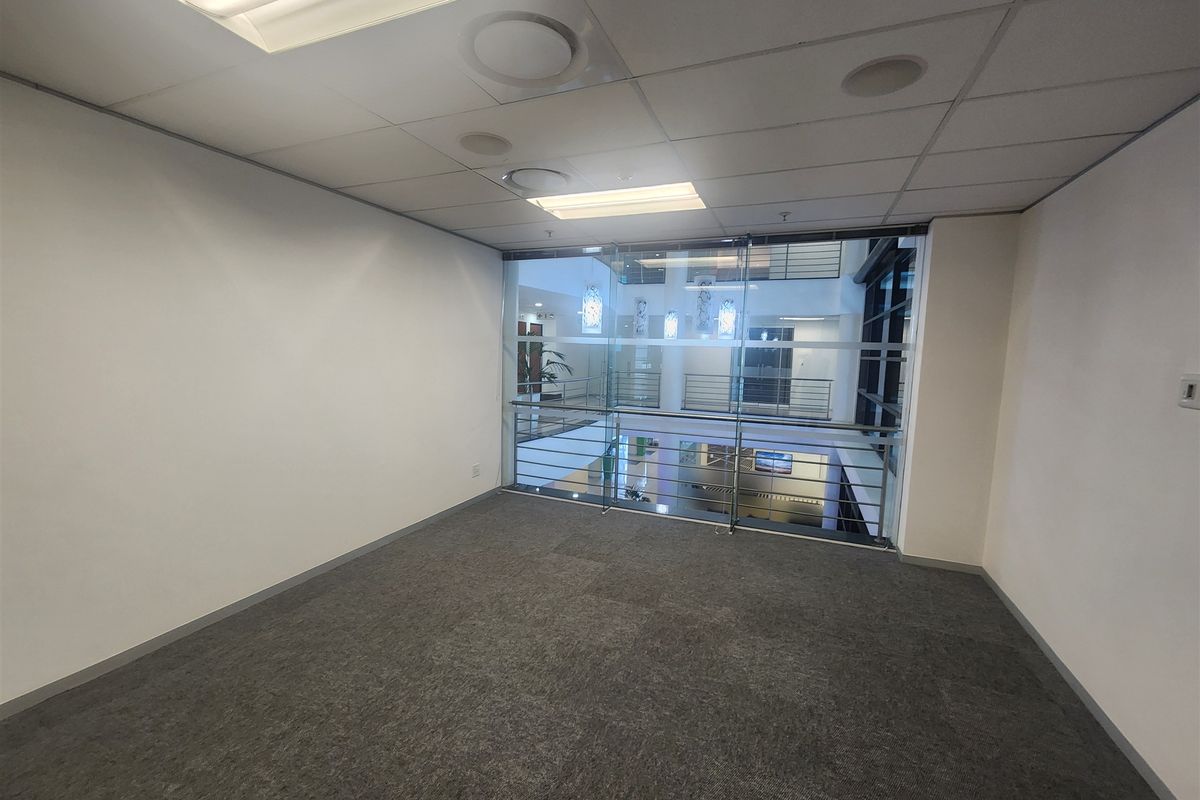 209m2 offices to let in Morningside, Sandton - Photo 5