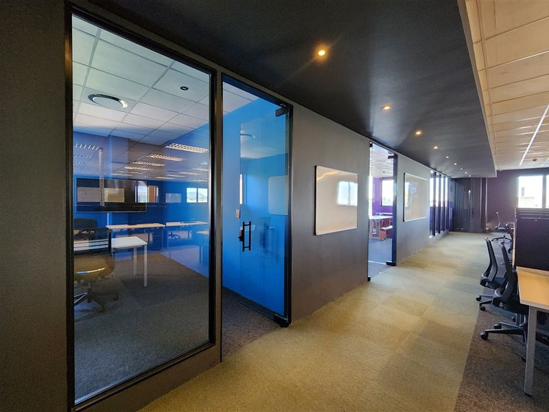 566m2 Office to Let in Quadrum Office Park - Photo 7