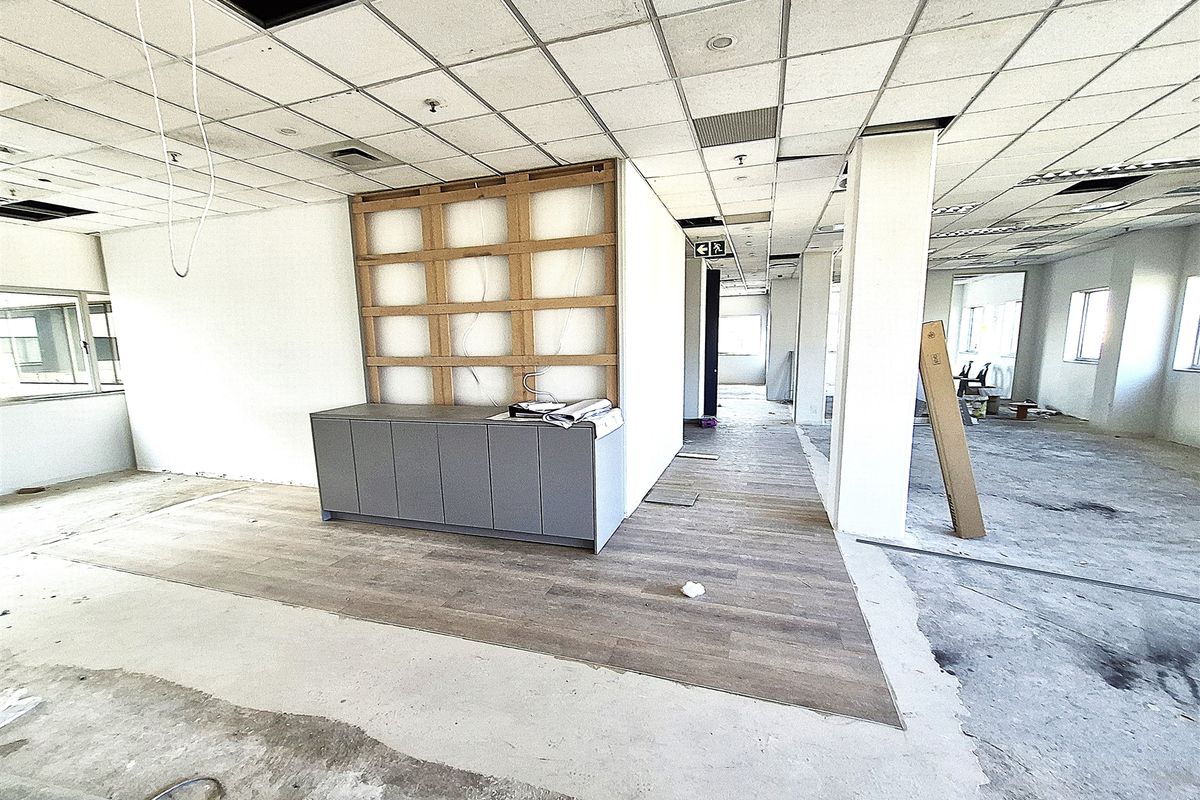 Offices to let in Rosebank - Photo 4