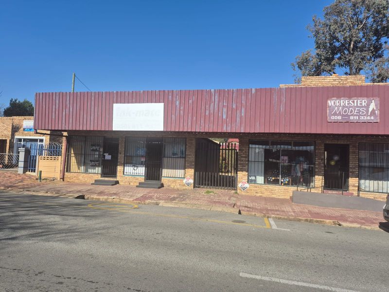 Four Shops in One Building! - Photo 2