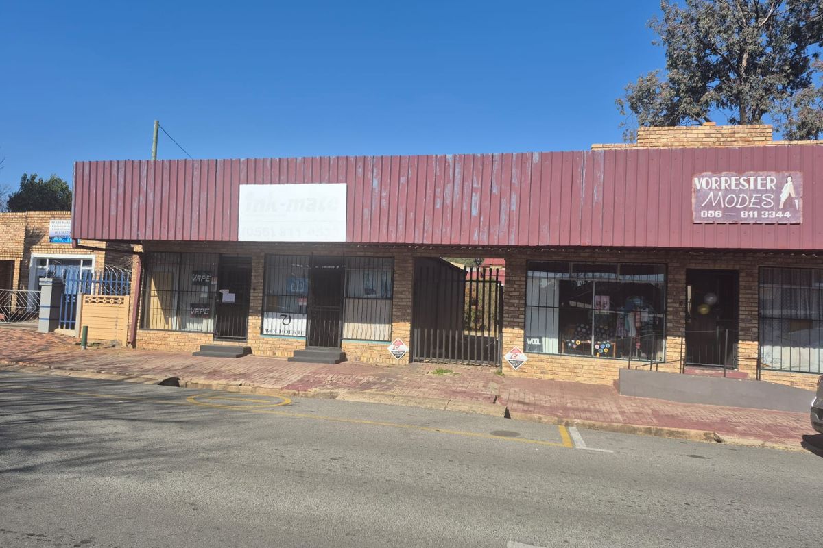 Four Shops in One Building! - Photo 2