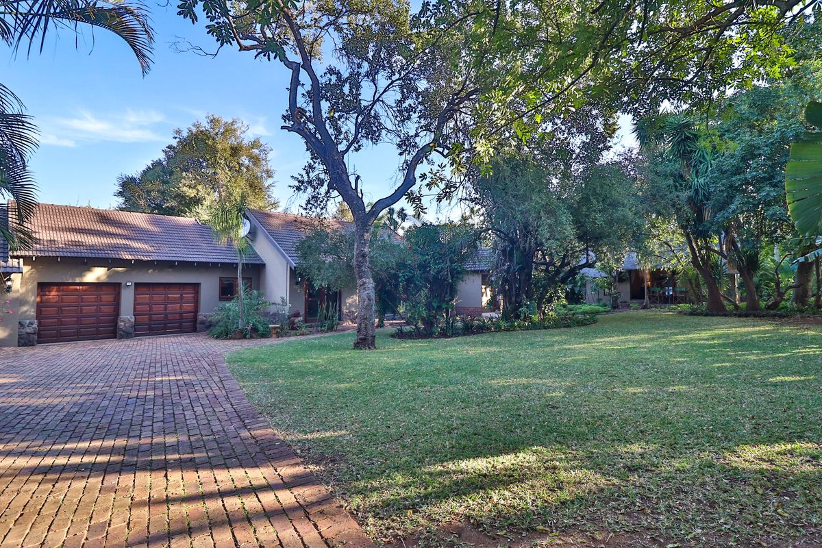 Charming 570m2 Bed & Breakfast in Malelane – perfect investment opportunity in a prime location. - Photo 2