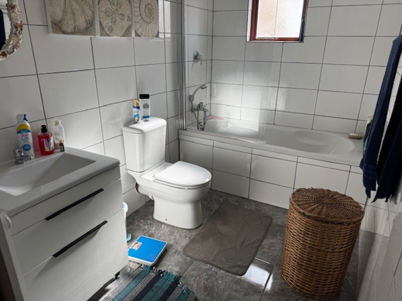 Prime Commercial Property in Mossel Bay - Photo 5