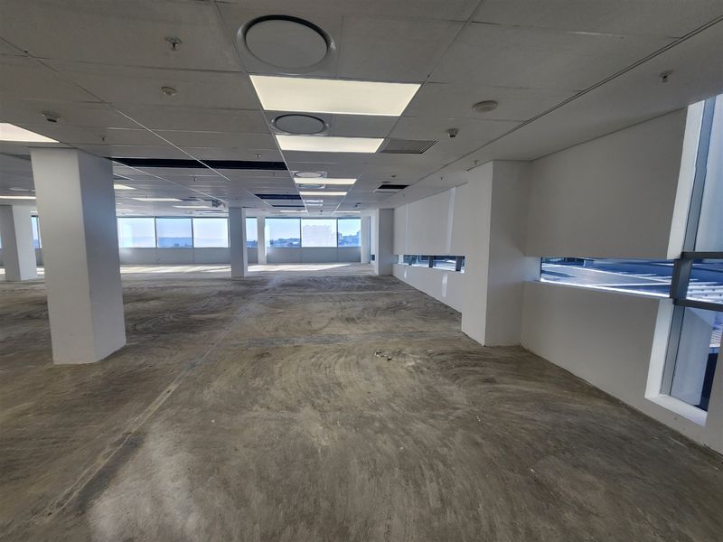 1223sqm Offices to let in Sandton - Photo 8