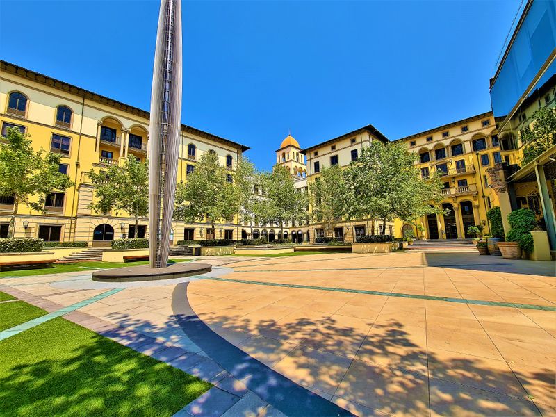 742m2 Open Plan Office to Let in The Pivot - Photo 3