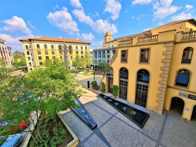 299m2 Fitted Office to Let in The Pivot - Photo 4