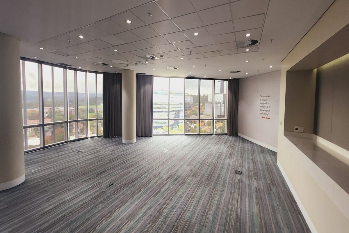 1420.78sqm Office space to let in Sandton - Photo 2