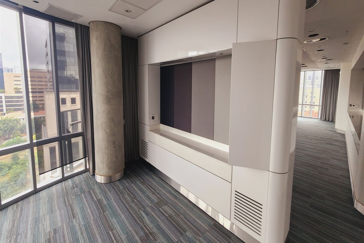 1420.78sqm Office space to let in Sandton - Photo 5