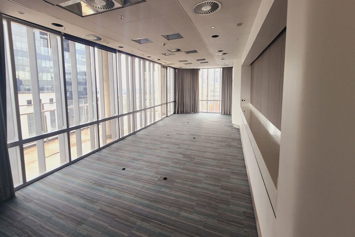 1420.78sqm Office space to let in Sandton - Photo 3