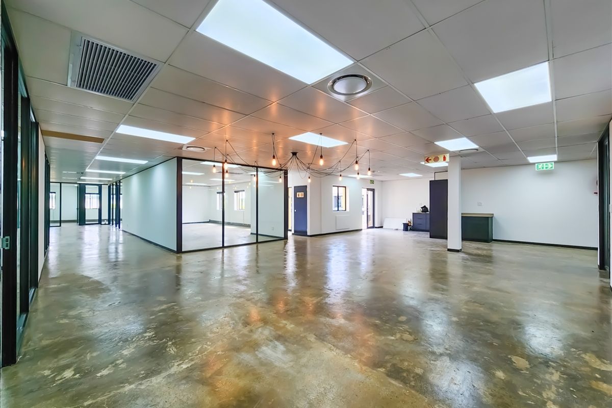 470m2 Office to Let in Clearwater Office Park - Photo 4