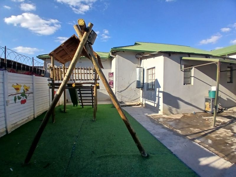 Strategic Commercial Investment - Photo 3