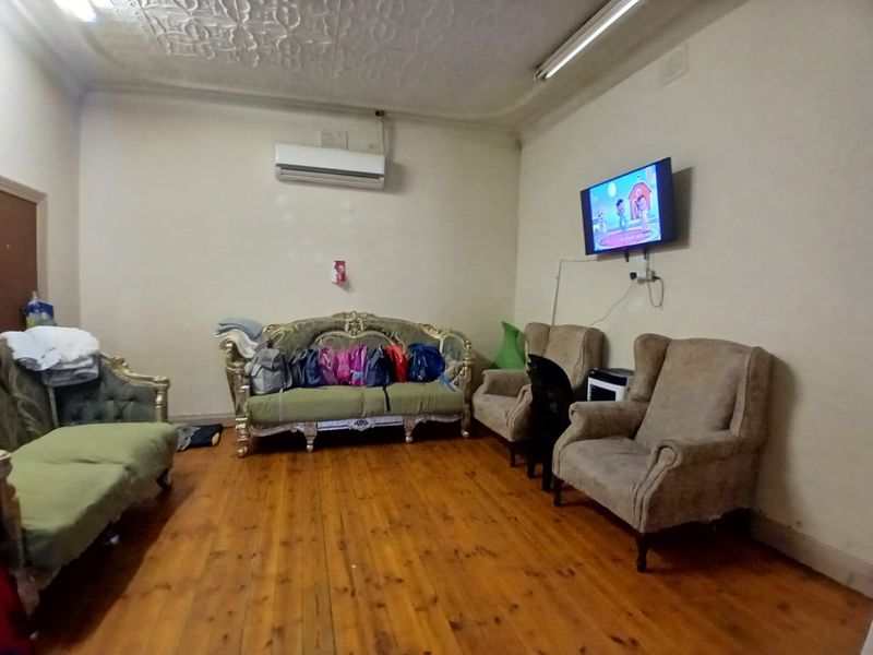 Strategic Commercial Investment - Photo 9