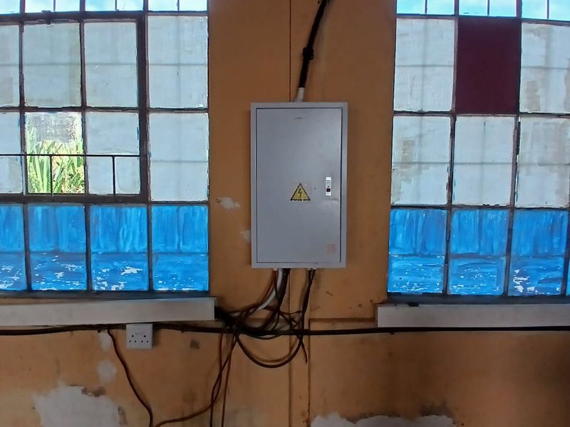 Excellent Industrial warehouse Opportunity! - Photo 8