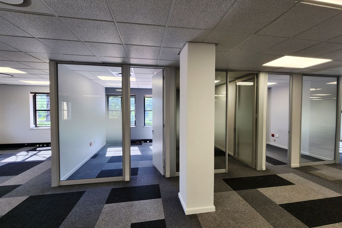 1681.6sqm Offices to let in Sandton - Photo 5
