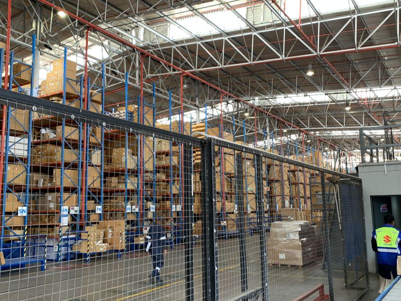 Warehouse to let in Gosforth Park - Photo 3