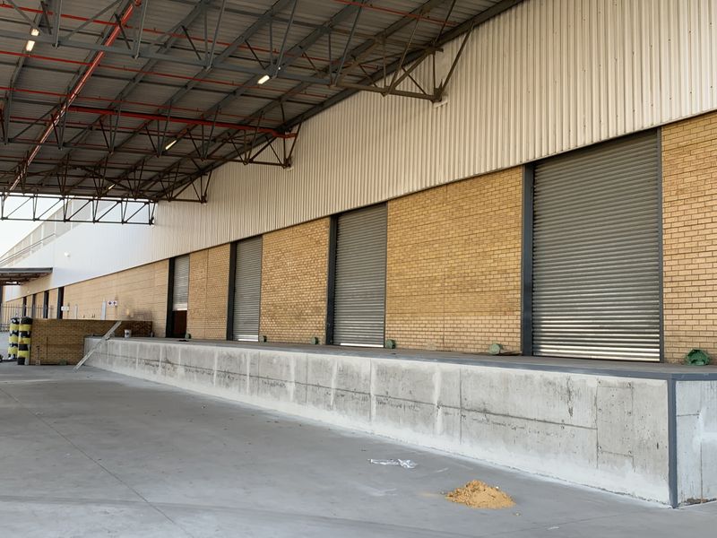 Warehouse to let in Gosforth Park - Photo 3