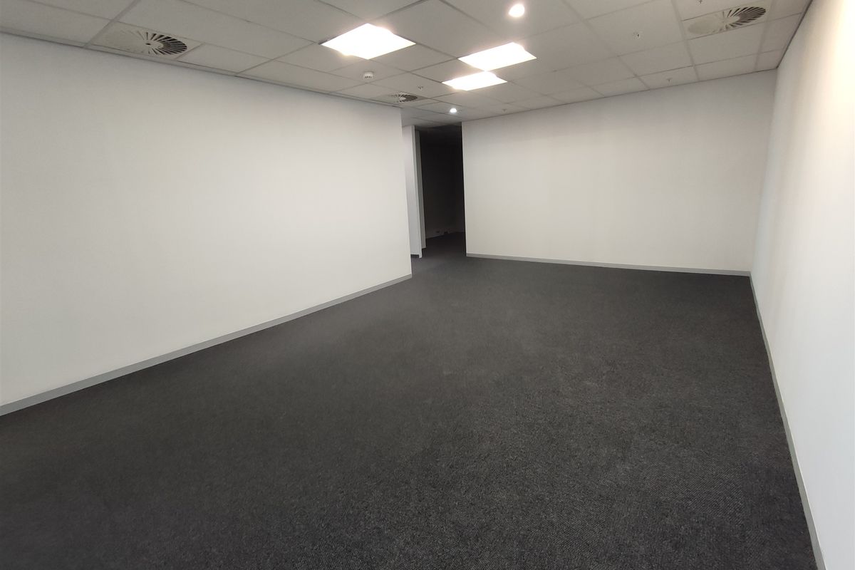 1788sqm Offices to let in Rosebank - Photo 4