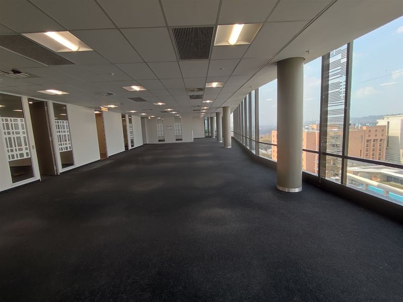 1788sqm Offices to let in Rosebank - Photo 10