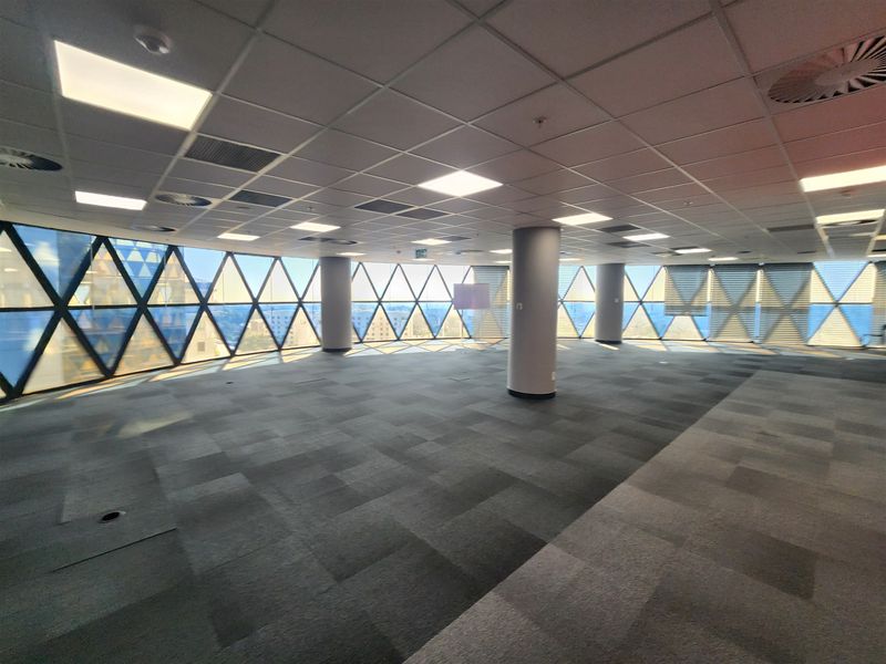 3 064.30sqm Offices to let in Sandton - Photo 7