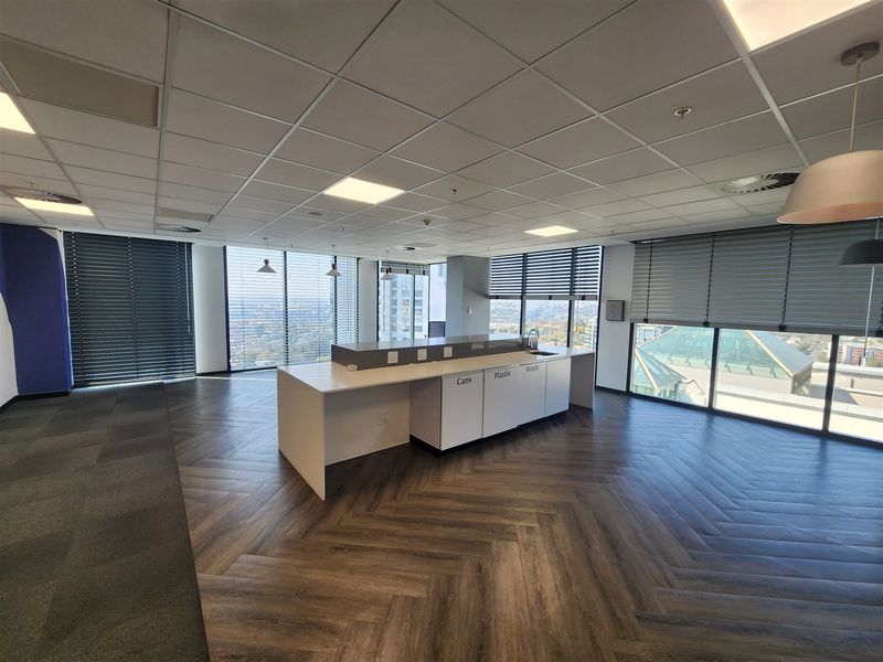 3 064.30sqm Offices to let in Sandton - Photo 9