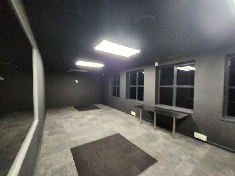 1 263.44sqm Offices to let in Sandton - Photo 8