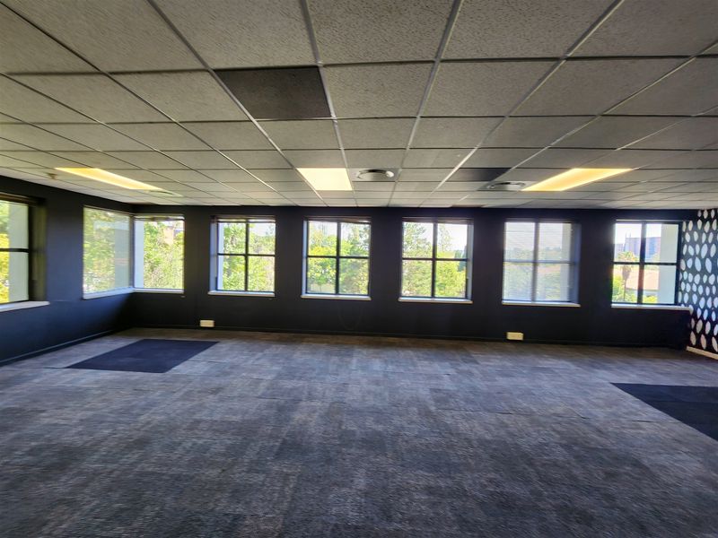 1 263.44sqm Offices to let in Sandton - Photo 3