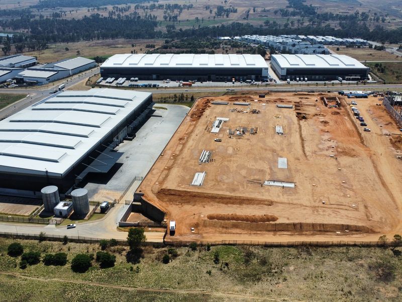 Warehouse to let in Longlake - Photo 8