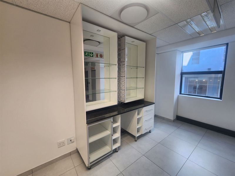 380m2 Office to let in Sandown, Sandton - Photo 6