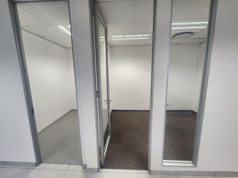 380m2 Office to let in Sandown, Sandton - Photo 5