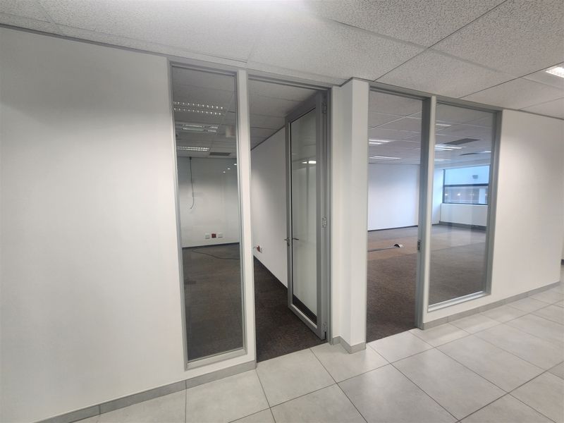 380m2 Office to let in Sandown, Sandton - Photo 3