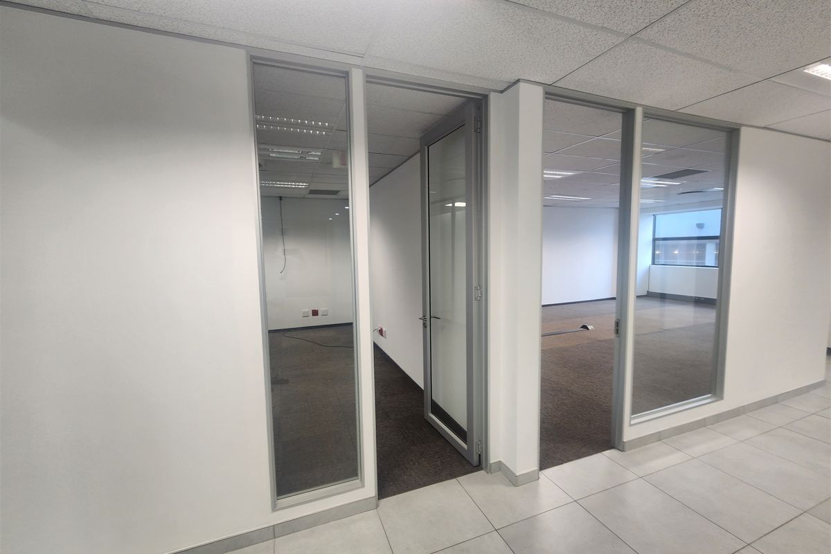 380m2 Office to let in Sandown, Sandton - Photo 3