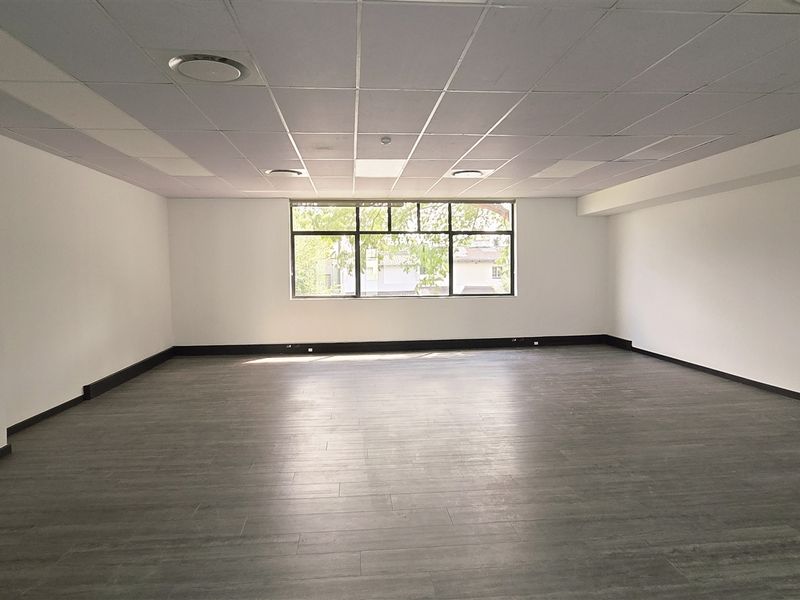 468m2 Office space to let in Homestead Place - Photo 10