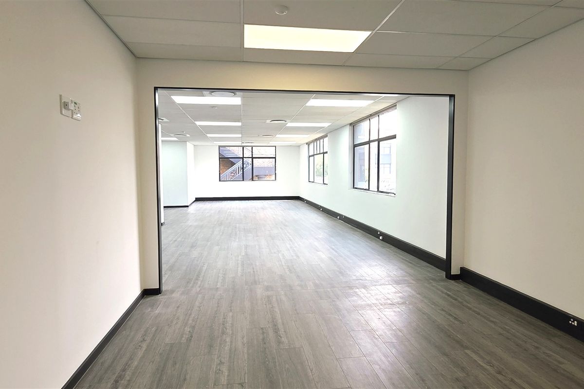 468m2 Office space to let in Homestead Place - Photo 5