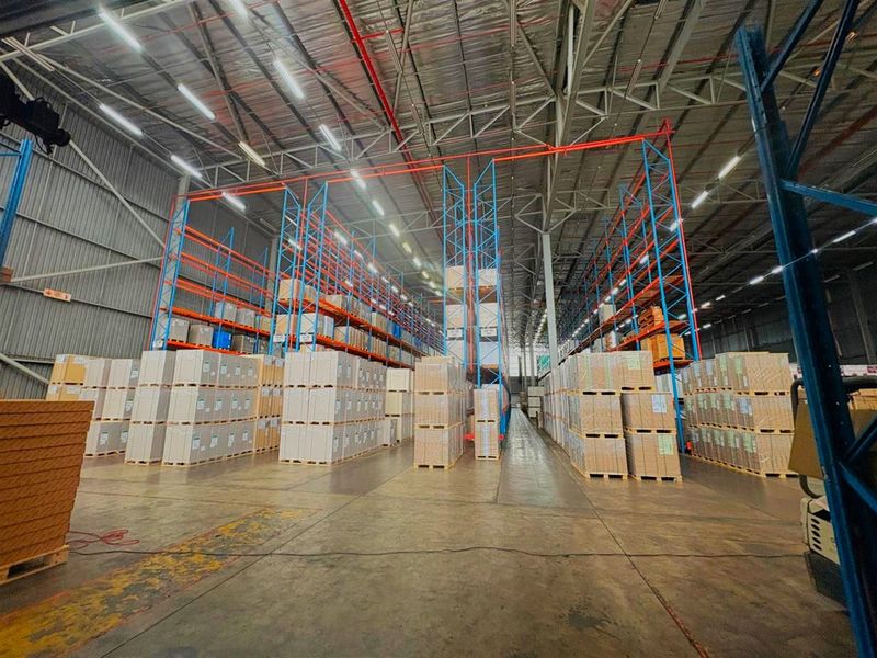 Prime Warehouse to Let – Monte Carlo Road, Westmead - Photo 2