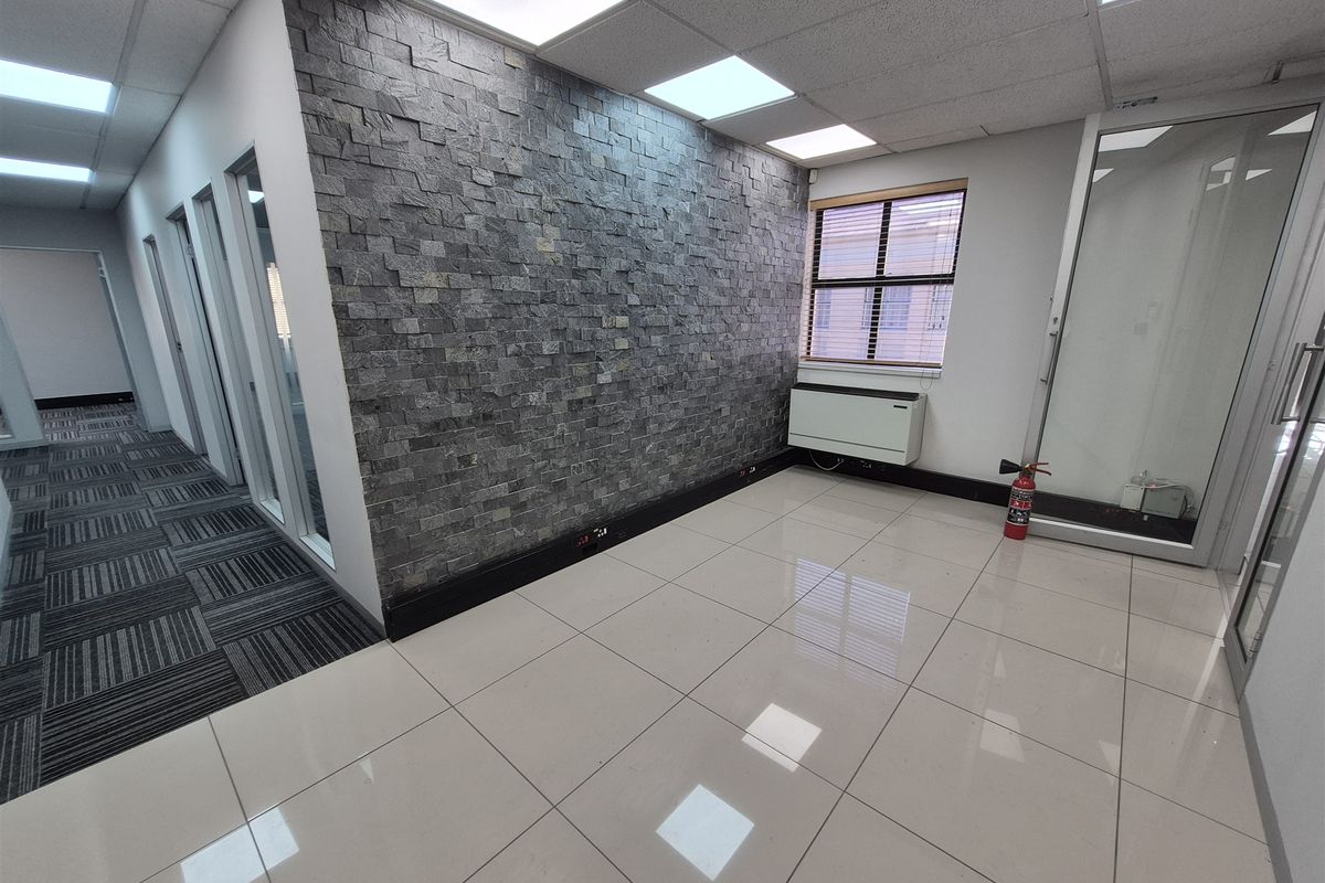 174,87m2 Offices to let in Dunkeld - Photo 2