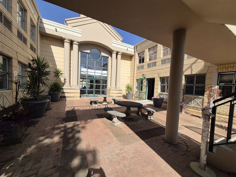 174,87m2 Offices to let in Dunkeld - Photo 9