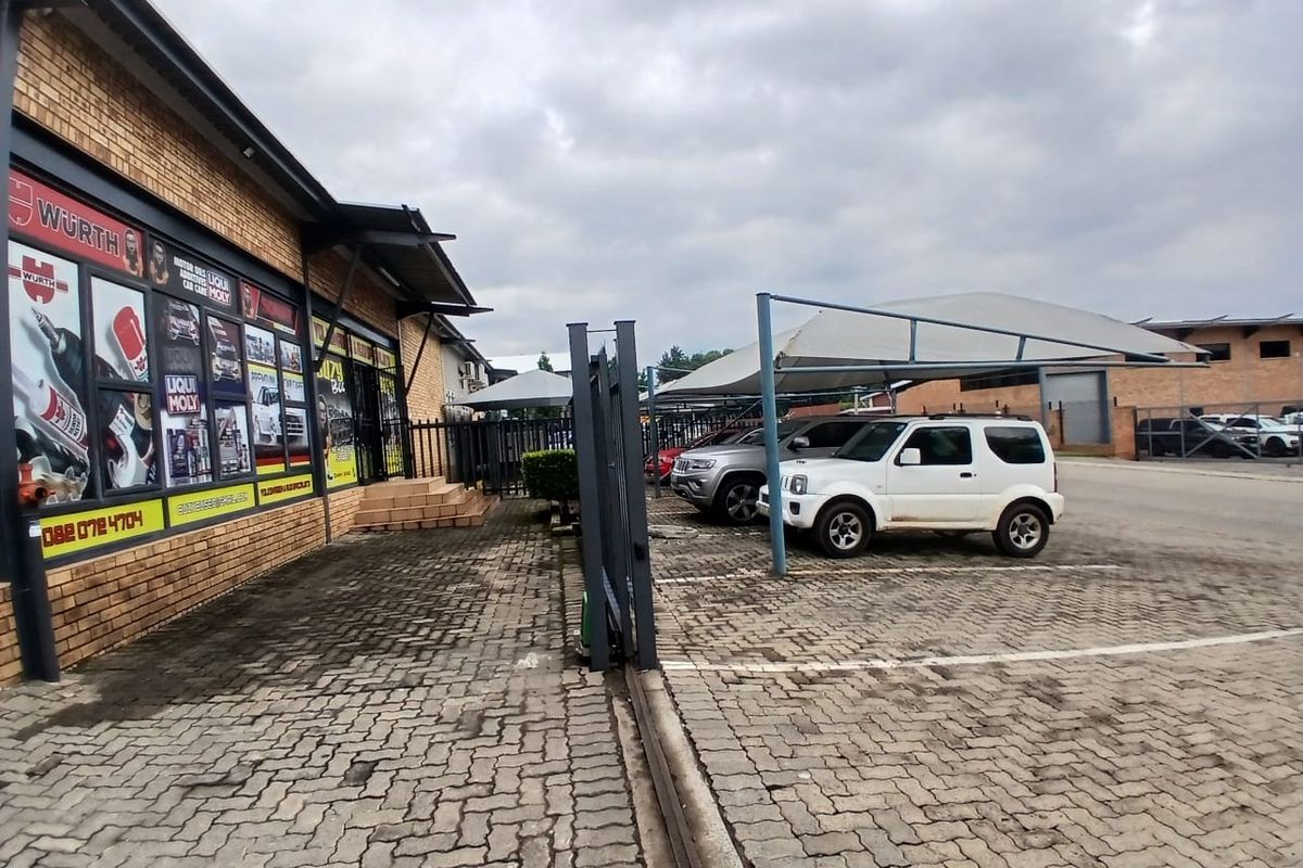 Sleek, Safe & Functional - Photo 3