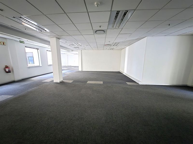 568.57 Office space to let in Rosebank - Photo 8