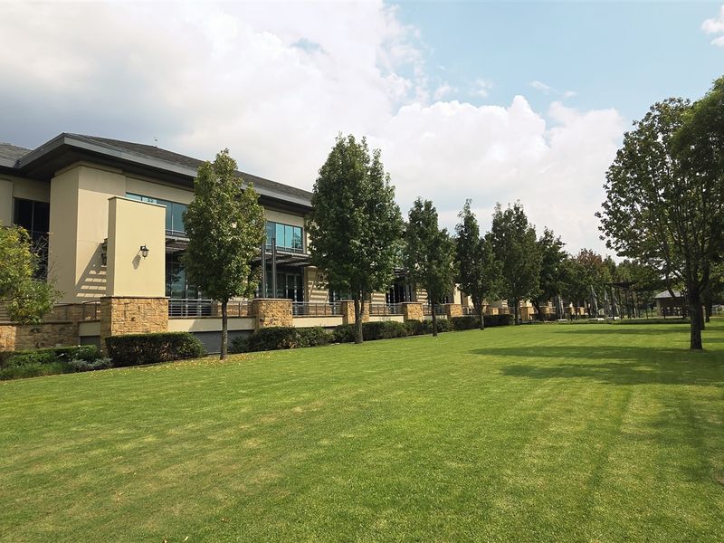 Refurbished. Remarkable- Ready for Your Business - Photo 2