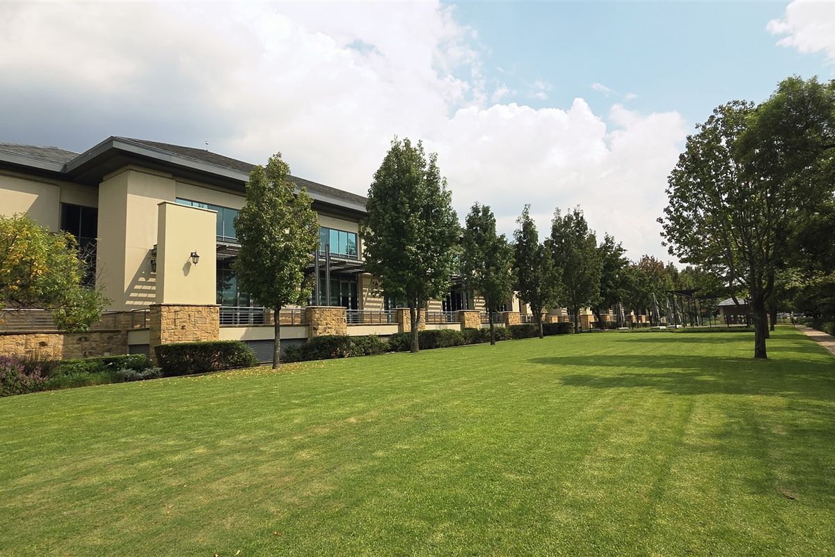 Refurbished. Remarkable- Ready for Your Business - Photo 2