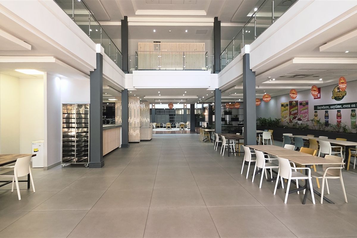 Refurbished. Remarkable- Ready for Your Business - Photo 4