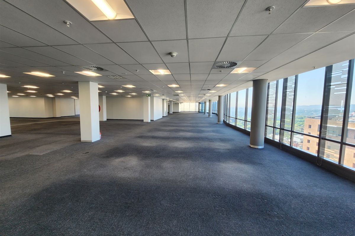 809m2 Offices to let in Rosebank - Photo 3