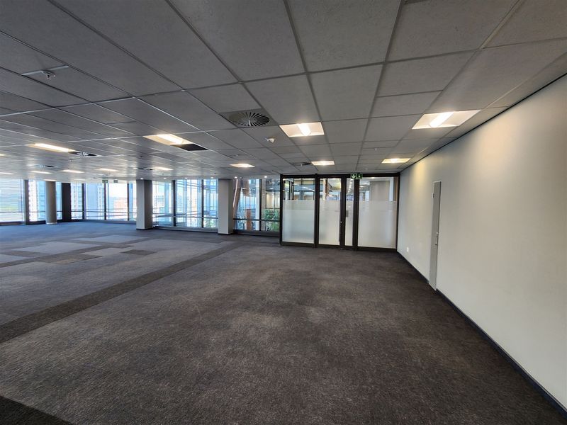 809m2 Offices to let in Rosebank - Photo 10