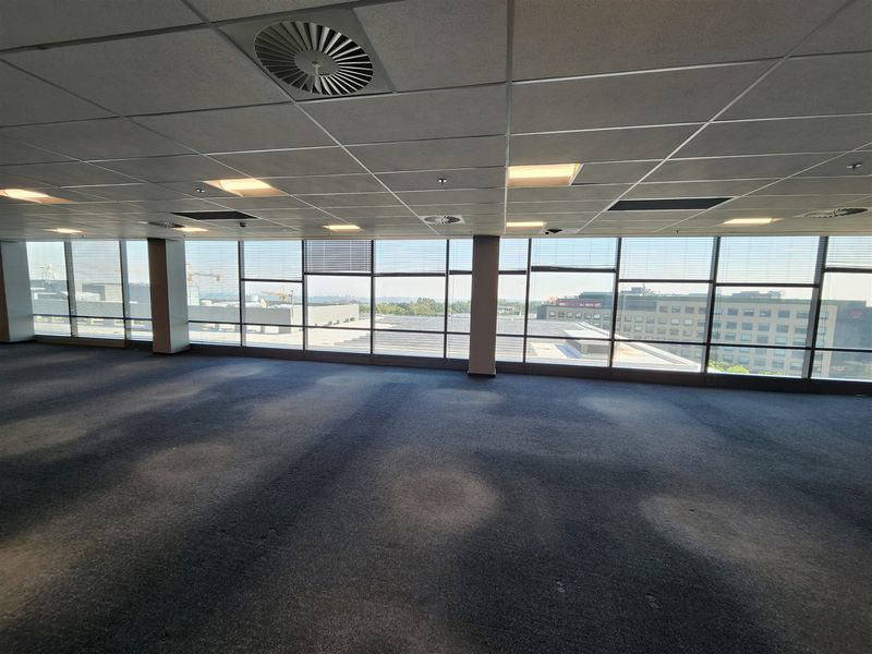 978 Offices to let in Rosebank - Photo 8