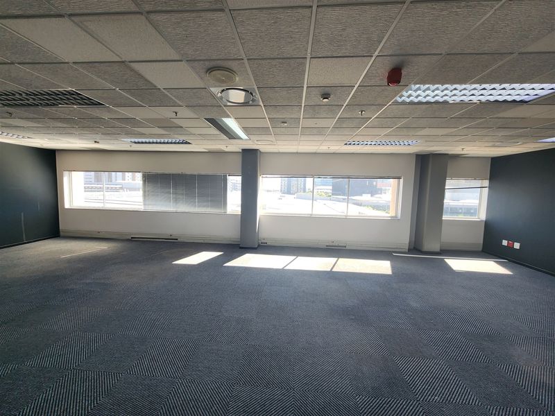959.2 Offices to let in Rosebank Mall - Photo 8