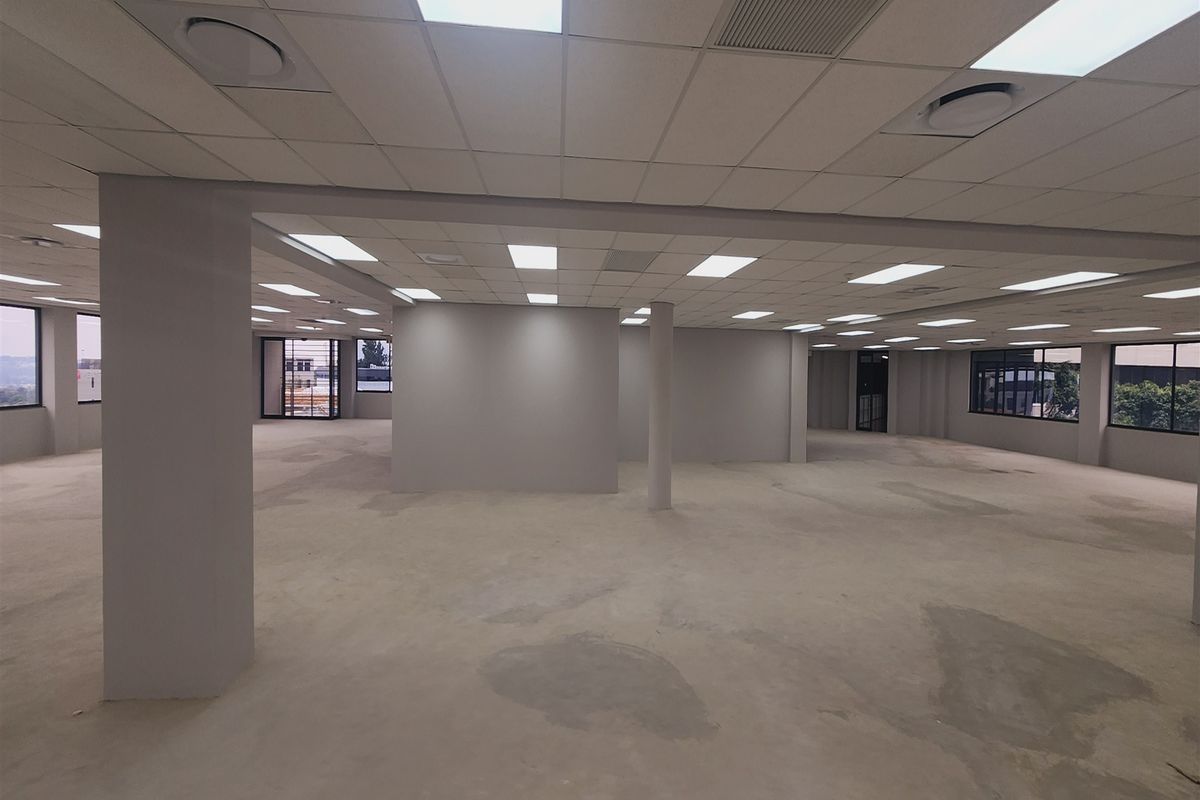 1066sqm Office space to let in Sandown, Sandton - Photo 3