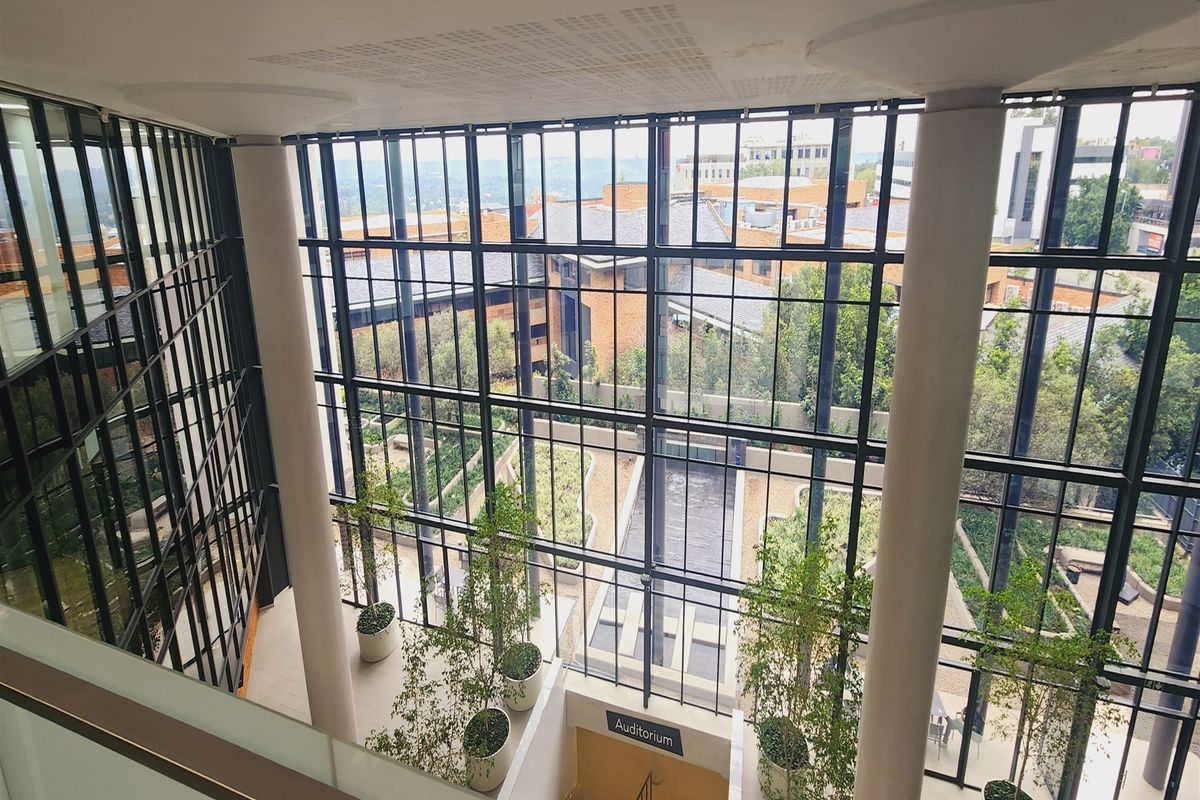 1066sqm Office space to let in Sandown, Sandton - Photo 2